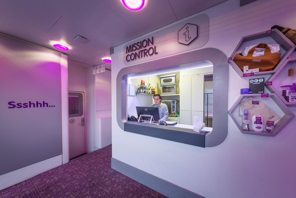 Yotelair London Heathrow Airport Hillingdon Extérieur photo