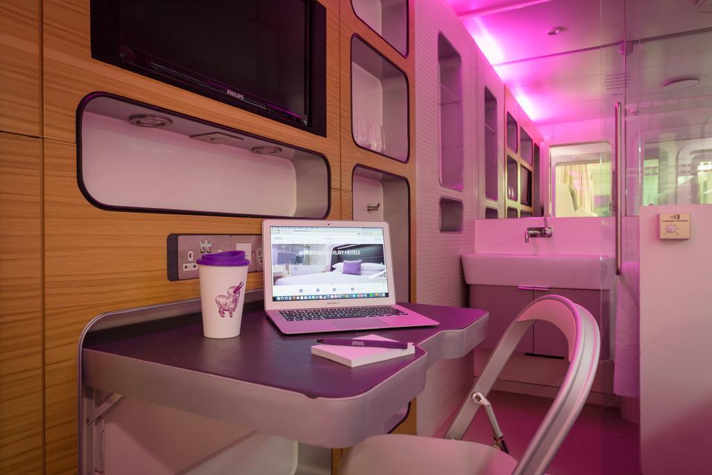 Yotelair London Heathrow Airport Hillingdon Extérieur photo