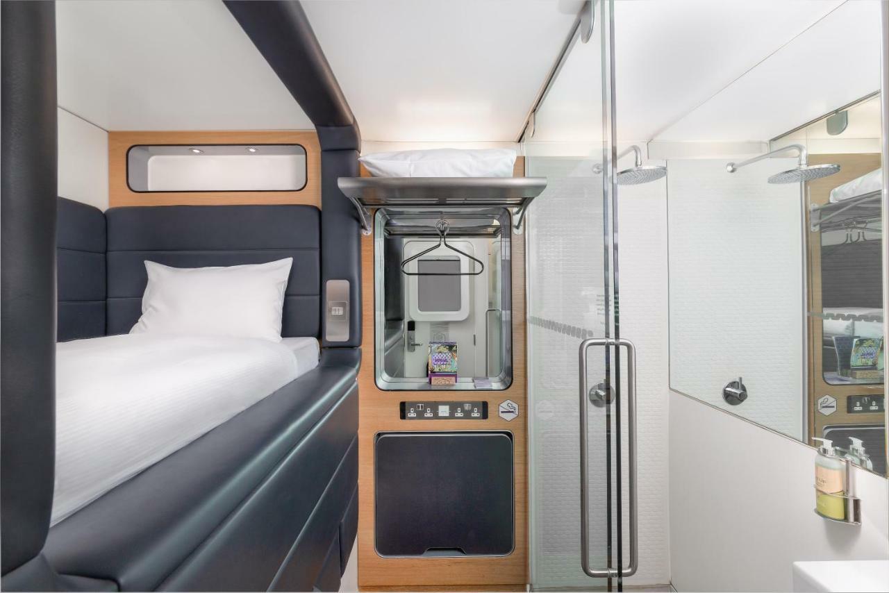 Yotelair London Heathrow Airport Hillingdon Extérieur photo