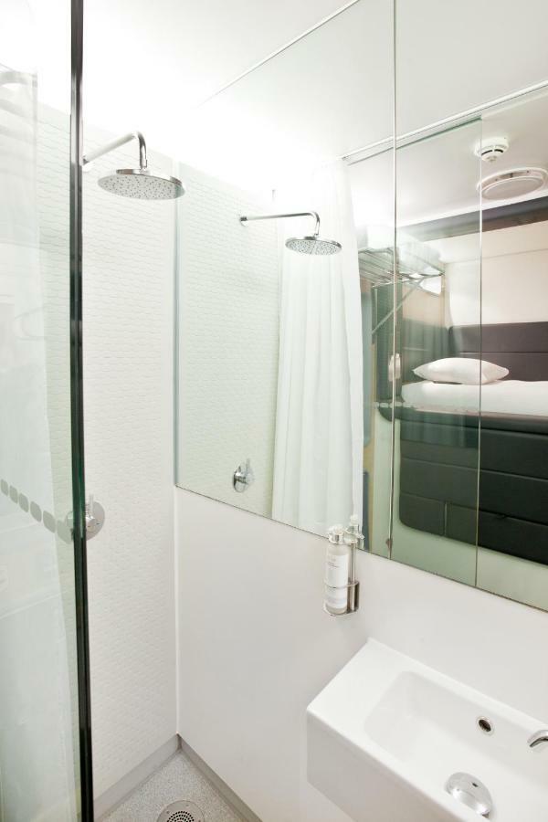 Yotelair London Heathrow Airport Hillingdon Extérieur photo